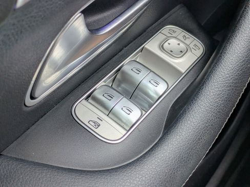 Used 2021 Mercedes-Benz GLE 350 image 29