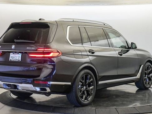 Used 2026 BMW X7 xDrive40i w/ Premium Package AWD/4WD image 5