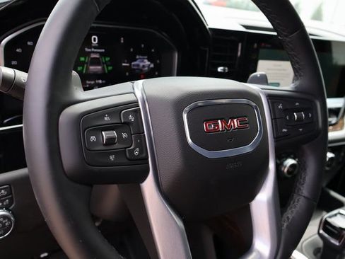 New 2026 GMC Sierra 1500 Elevation w/ Elevation Premium Package AWD/4WD image 24