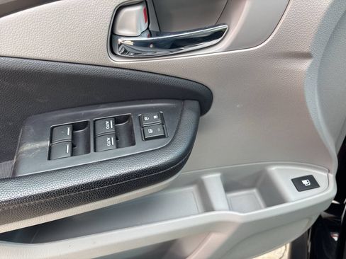 Used 2019 Honda Pilot LX image 25