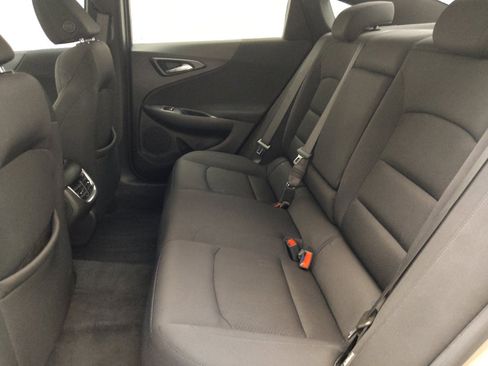 Used 2022 Chevrolet Malibu LT FWD image 18