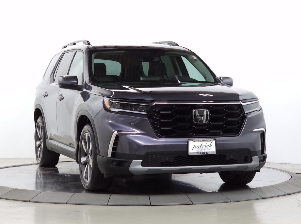 Used 2025 Honda Pilot Elite image 1