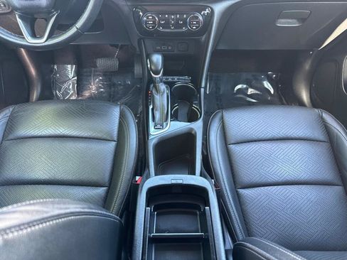 Used 2021 Buick Encore GX Essence w/ Advanced Technology Package AWD/4WD image 15