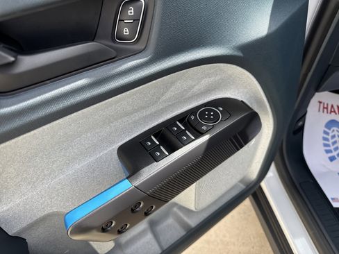 New 2025 Ford Maverick XLT image 18