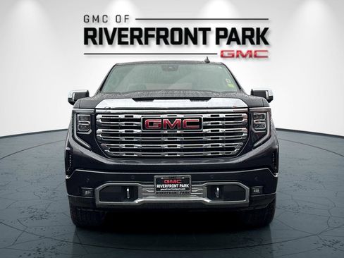 Used 2024 GMC Sierra 1500 Denali w/ Denali Reserve Package image 8