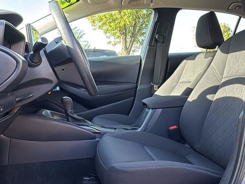 Used 2023 Toyota Corolla LE image 20