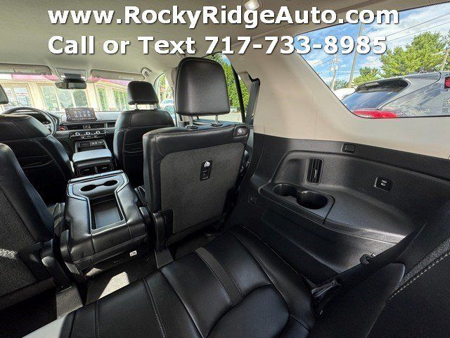 Used 2025 Honda Pilot EX-L image 19