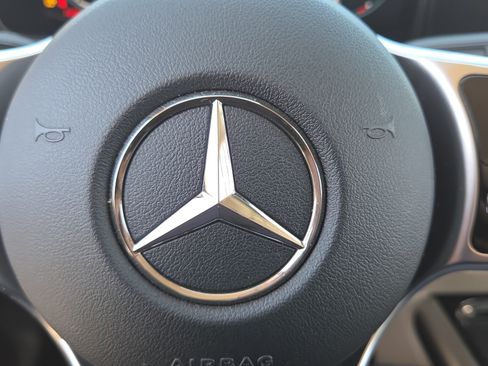 Certified 2023 Mercedes-Benz GLA 250 image 34