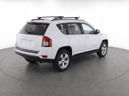 Used 2012 Jeep Compass Sport AWD/4WD image 4