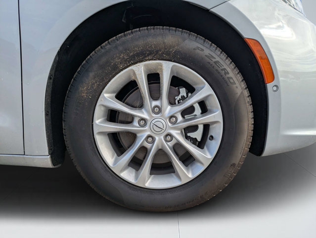 New 2026 Chrysler Pacifica Select FWD image 10