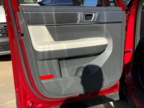 Used 2025 Hyundai Santa Fe SEL image 21