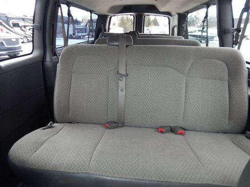 Used 2017 Chevrolet Express 3500 LT w/ LT Preferred Equipment Group image 23