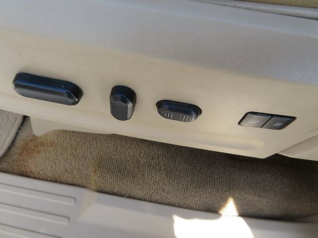 Used 2014 Ford Expedition XLT w/ Equipment Group 202A RWD image 24