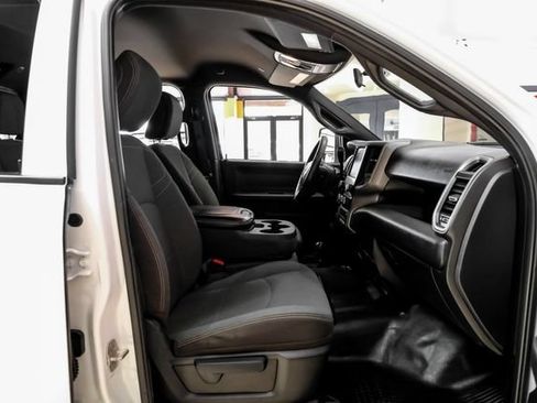 Used 2024 RAM 3500 Tradesman w/ Chrome Appearance Group AWD/4WD image 37