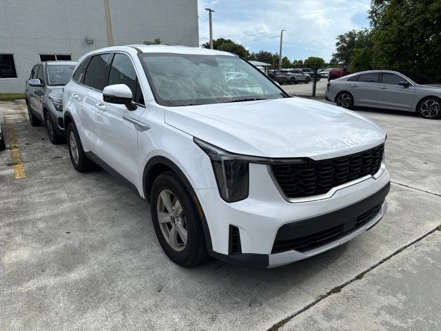 Certified 2025 Kia Sorento LX FWD image 2