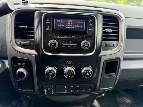 Used 2013 RAM 4500 Tradesman w/ Chrome Appearance Group AWD/4WD image 25