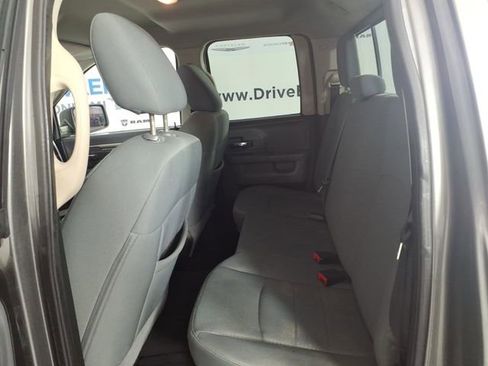 Used 2013 RAM 1500 Classic SLT w/ Premium Display Pkg AWD/4WD image 9