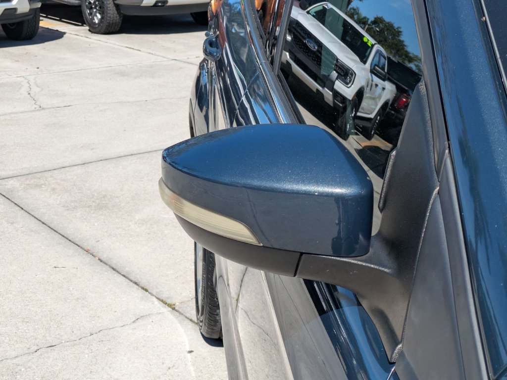 Used 2019 Ford Escape Titanium FWD image 18