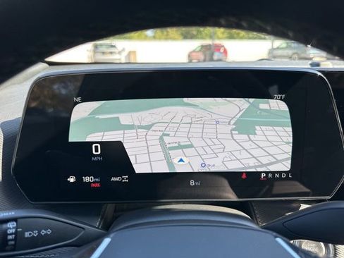 New 2026 Chevrolet Equinox LT image 19