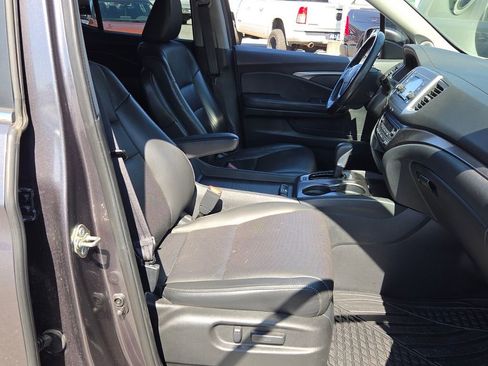 Used 2017 Honda Ridgeline RTL image 15