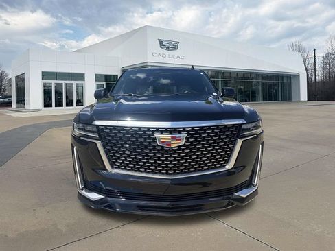Used 2024 Cadillac Escalade Premium Luxury w/ LPO, Floor Liner Package AWD/4WD image 8