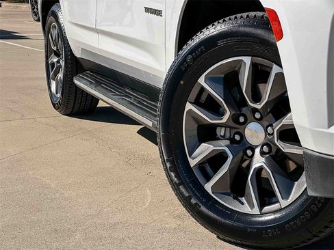 Used 2023 Chevrolet Tahoe LT w/ Luxury Package image 6