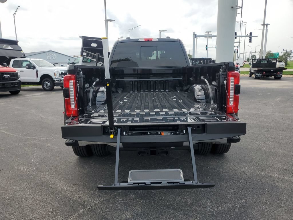New 2026 Ford F350 Lariat w/ Lariat Ultimate Package AWD/4WD image 12
