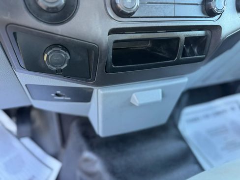 Used 2013 Ford F250 XL RWD image 16