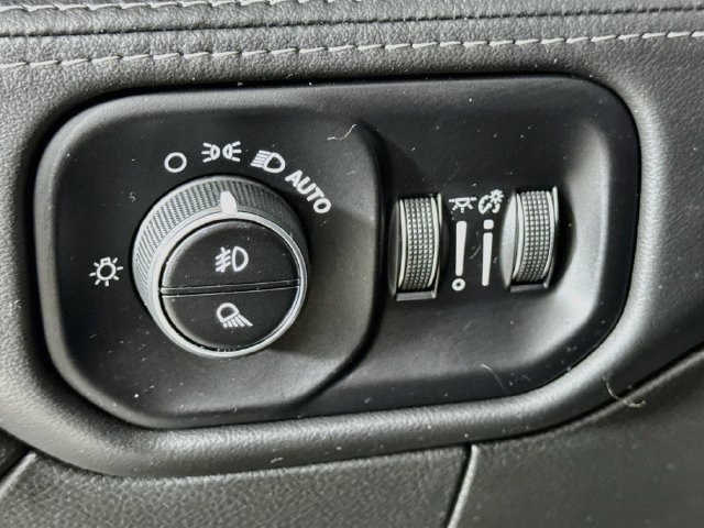 Used 2022 RAM 3500 Limited w/ Night Edition AWD/4WD image 13