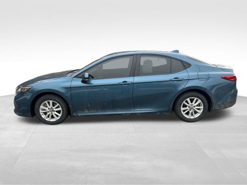 Certified 2025 Toyota Camry LE image 3