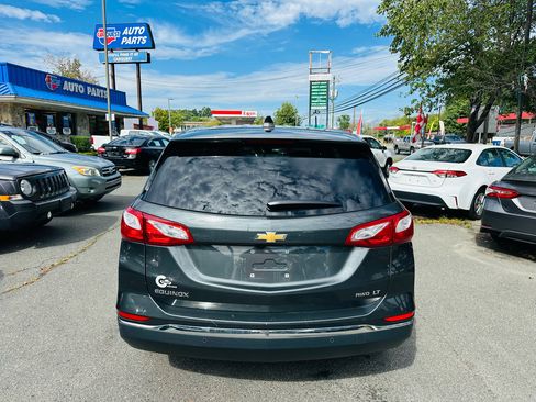Used 2020 Chevrolet Equinox LT w/ Driver Convenience Package image 5
