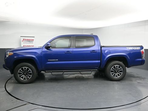 Used 2023 Toyota Tacoma TRD Sport w/ Advanced Technology Package AWD/4WD image 5