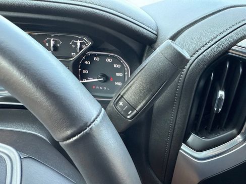 Used 2022 GMC Sierra 1500 SLT w/ SLT Premium Plus Package AWD/4WD image 29