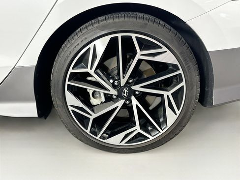 Used 2024 Hyundai Ioniq 6 SEL RWD image 11