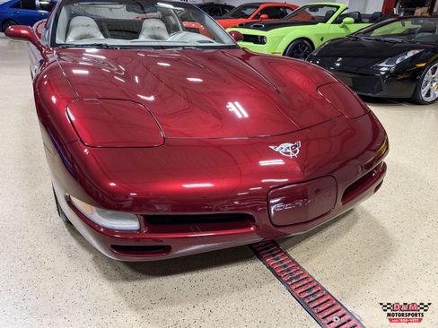 Used 2003 Chevrolet Corvette Coupe w/ Preferred Equipment Group RWD image 62