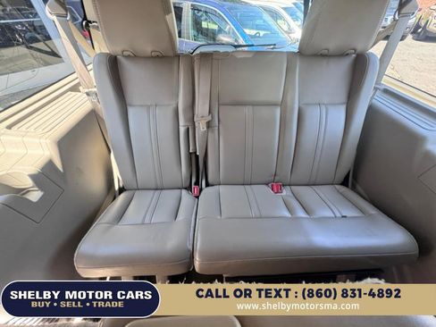 Used 2017 Lincoln Navigator L Select image 17