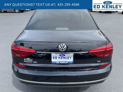 Used 2018 Volkswagen Passat 2.0T SEL Premium FWD image 29