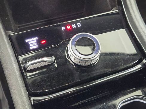 Used 2022 Jeep Grand Cherokee L Limited w/ Black Appearance Package image 30