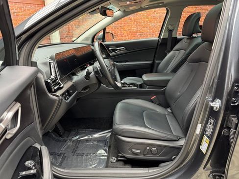 Used 2024 Kia Sportage EX w/ EX Premium Package image 22