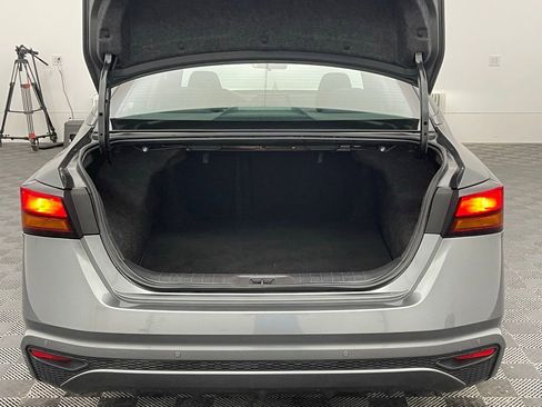 Used 2023 Nissan Altima 2.5 SV FWD image 8