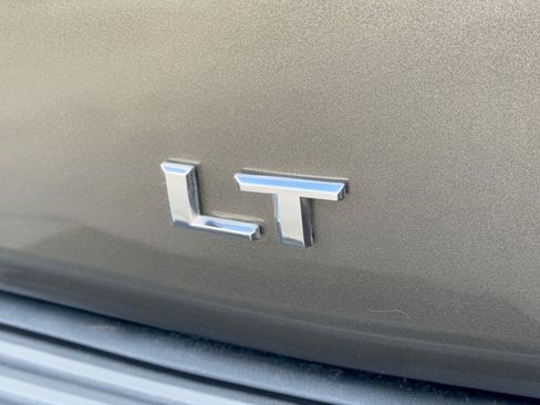 Used 2021 Chevrolet Tahoe LT RWD image 32