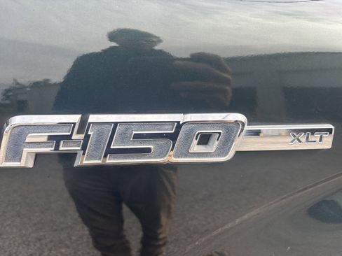 Used 2014 Ford F150 XLT w/ Equipment Group 302A Luxury image 9