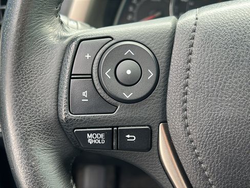 Used 2014 Toyota RAV4 Limited AWD/4WD image 17
