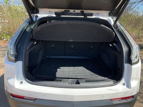 Used 2020 Cadillac XT4 Sport w/ Driver Awareness Package image 17