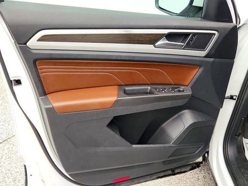 Used 2022 Volkswagen Atlas SE AWD/4WD image 11