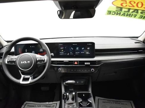 Used 2025 Kia K5 LXS image 18