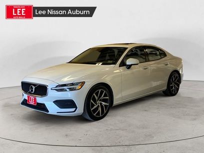 Used 2020 Volvo S60 T6 Momentum