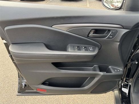 Certified 2023 Honda Passport EX-L image 15