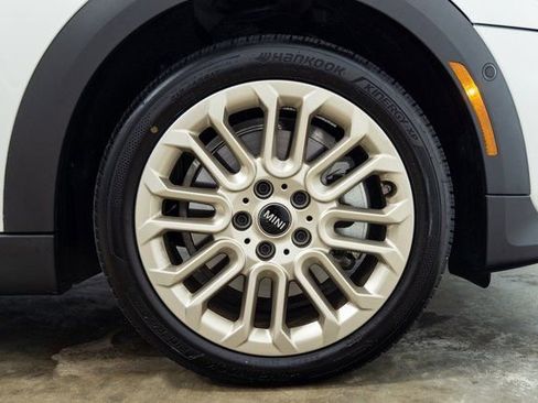 Certified 2025 MINI Cooper S image 29