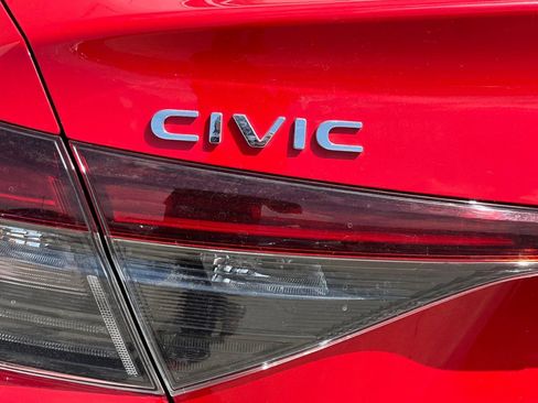 Used 2025 Honda Civic Sport image 22